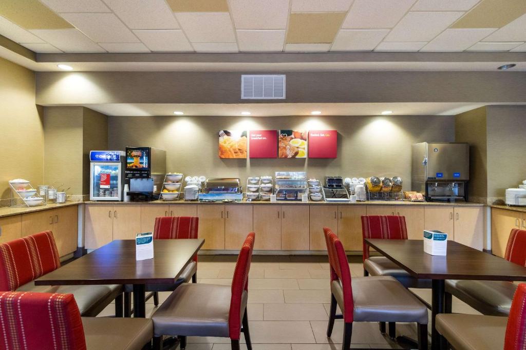 Comfort Suites Near Gettysburg Battlefield Visitor Center image 20